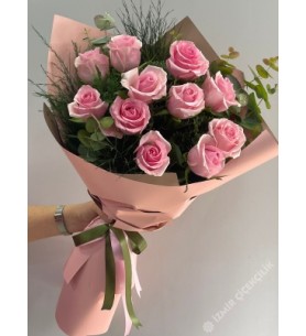 11 pembe gül buketi